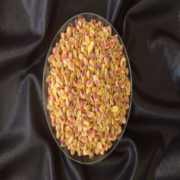 Pistachio (Sadha pista)